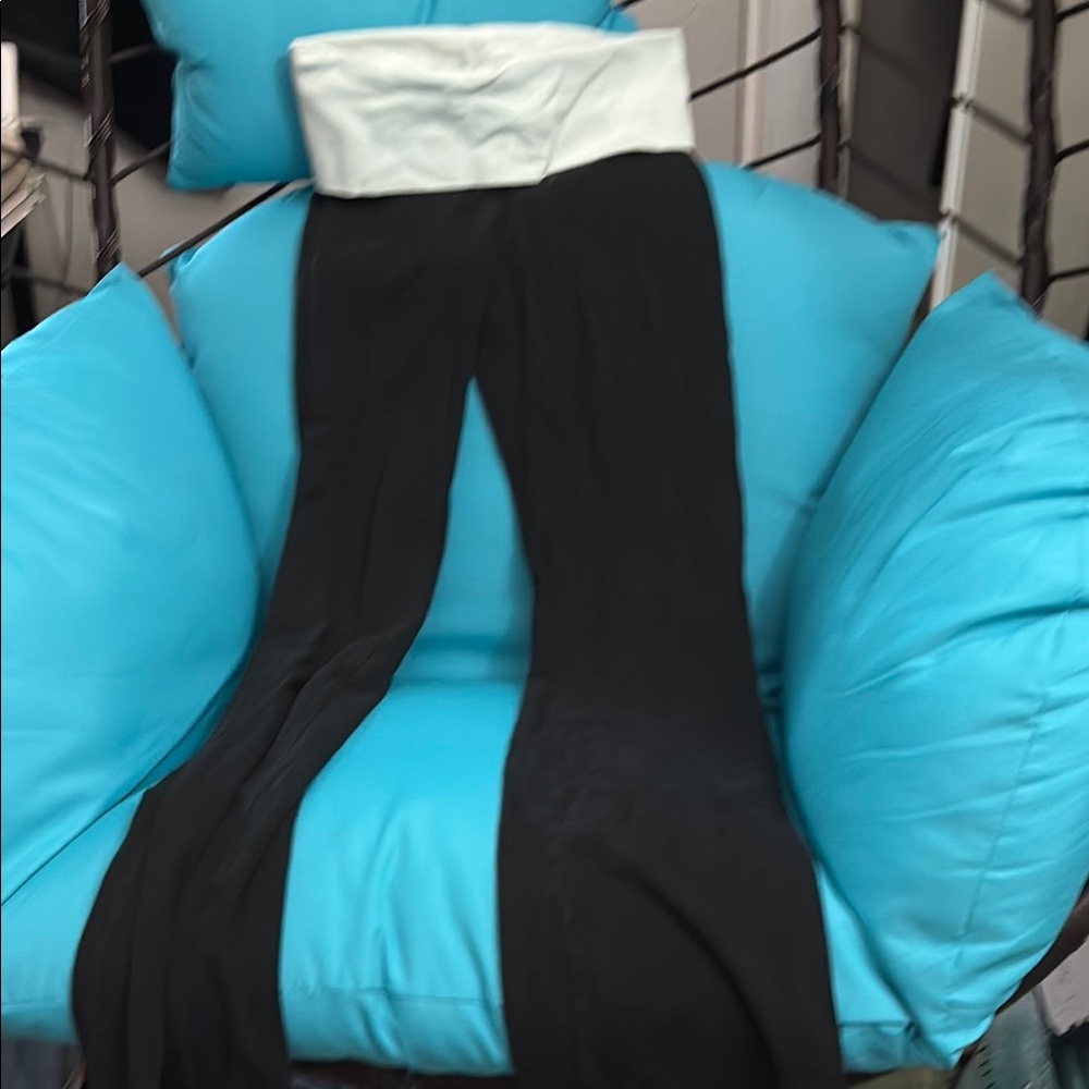 Black and White Yoga Pants